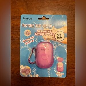 Biopure Portable Soap Sheets with Carabiner - Pink